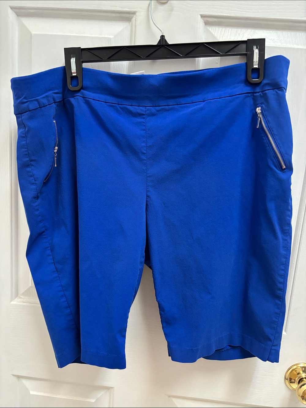 89th & Madison Royal Blue Stretch Zip Pocket Bermuda Shorts
